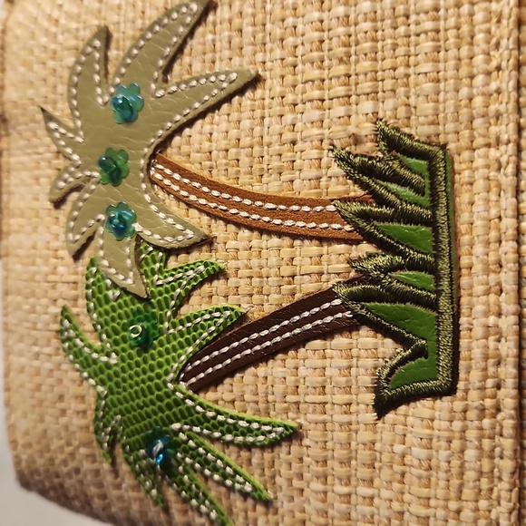 NWT beautifuk Strada beach themed purse detailed with cloth, sequins and beads - Picture 6 of 8